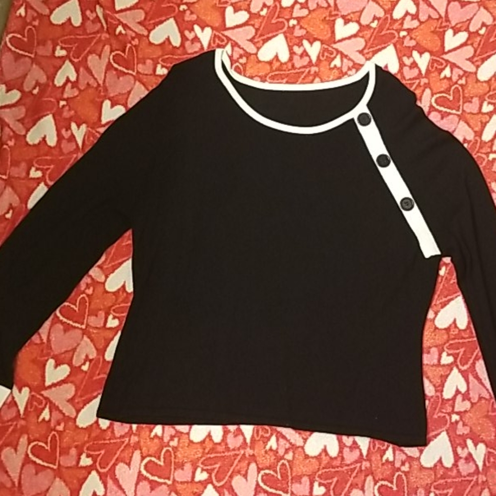 L/S black sweater w/ white trim
